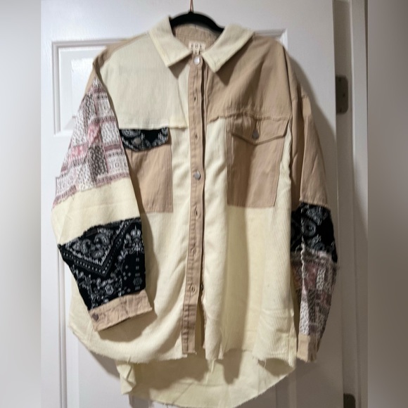 POL Tops - BRAND NEW POL LIGHTWEIGHT SHACKET IN SIZE MEDIUM